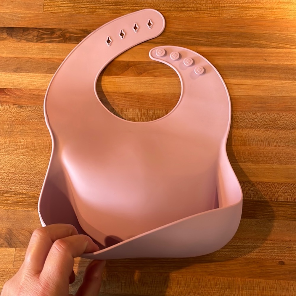 Three little tots silicone bib